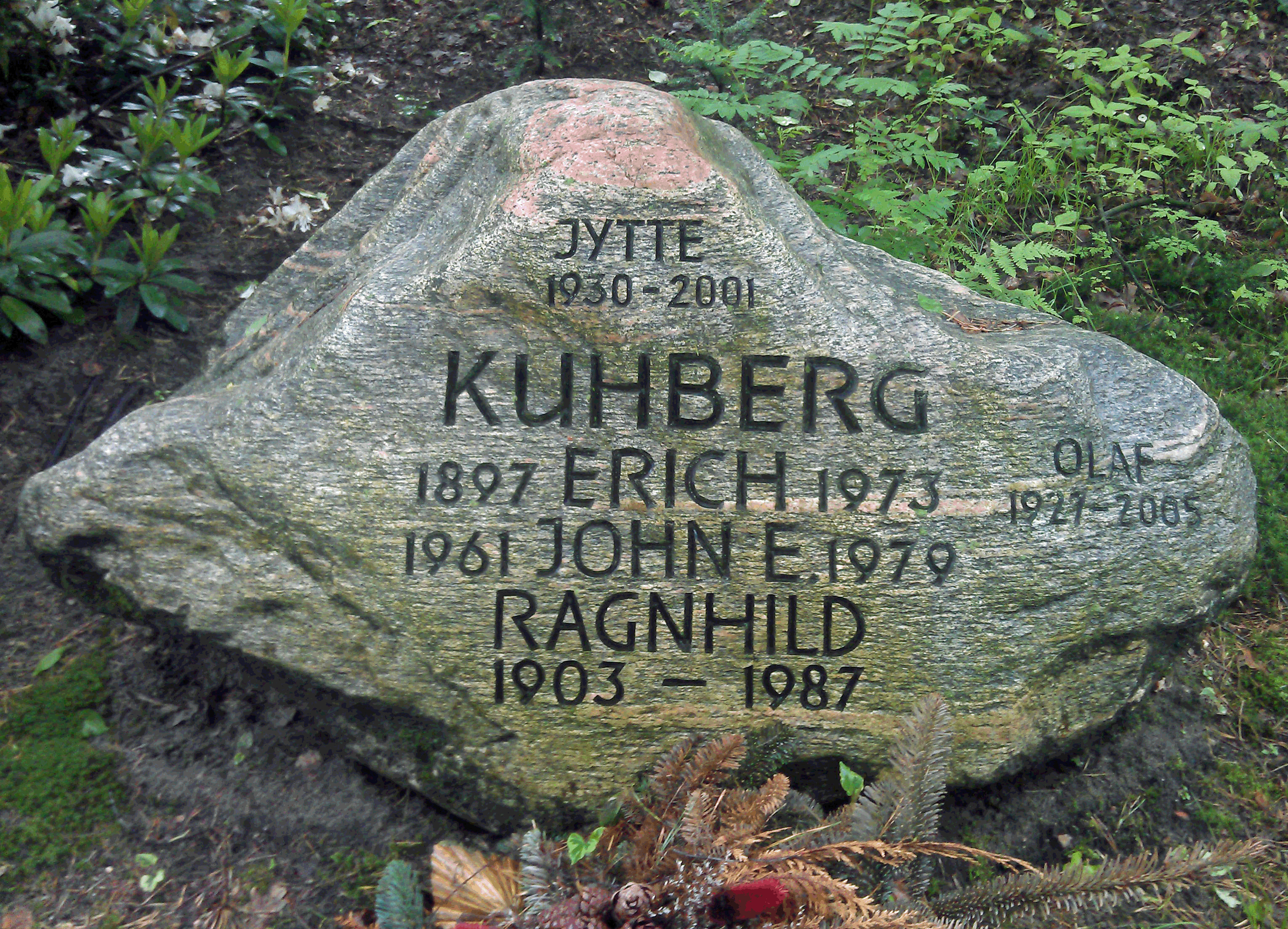 Kuhberg familie gravsten i Wahlstedt